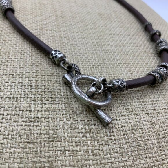 Lucky Brand Tiger Eye Pendant Leather Cord Silver Distressed Tone Boho Necklace - Picture 6 of 7